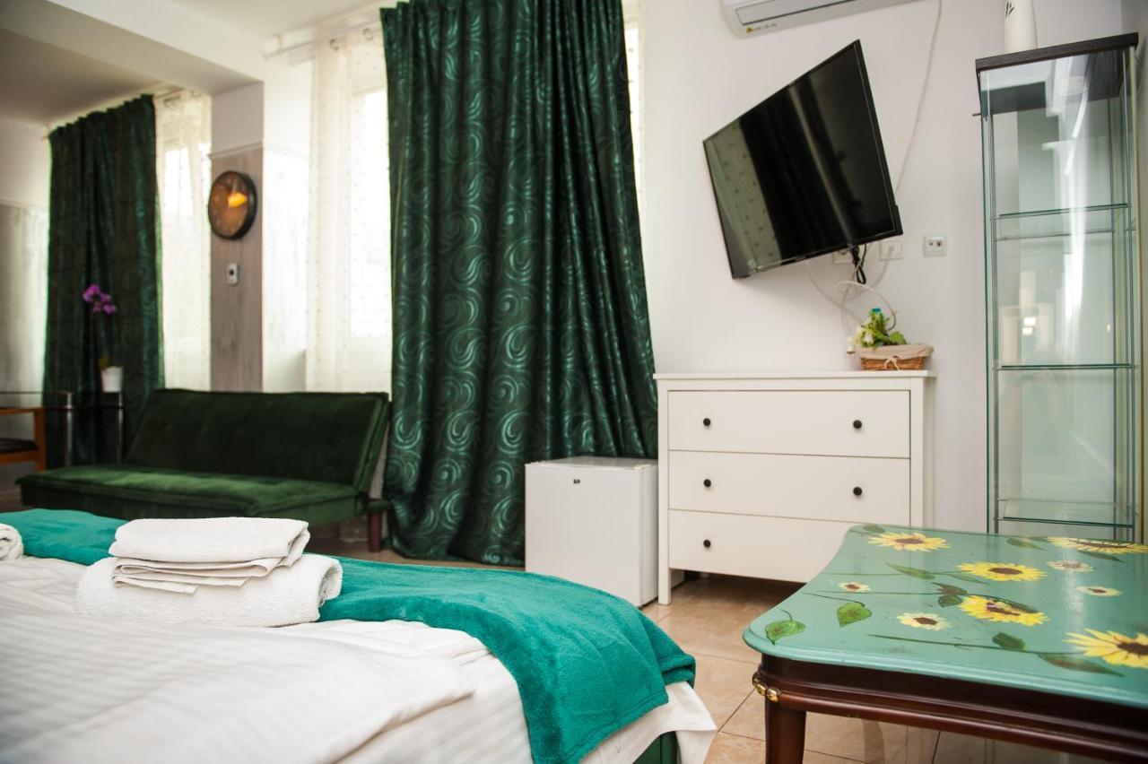 Sia Residence Отопени Экстерьер фото