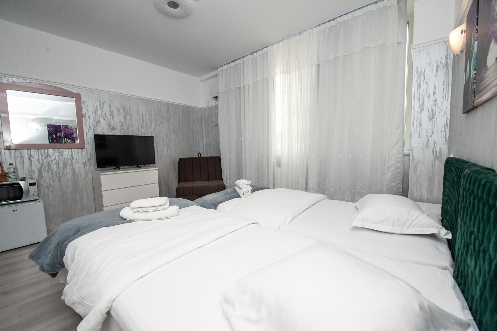 Sia Residence Отопени Экстерьер фото